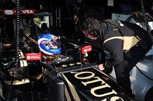 Jolyon Palmer - Lotus F1 Barcelona pre-season test (15)