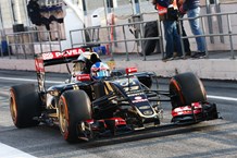 Jolyon Palmer - Lotus F1 Barcelona pre-season test (18)