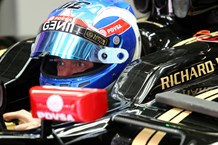 Jolyon Palmer - Formula One Chinese Grand Prix - Free Practice One (15)