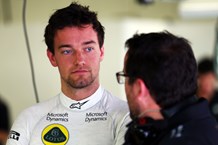 Jolyon Palmer - Japanese Grand Prix - Free Practice One (6)
