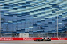 Jolyon Palmer - Russian Grand Prix - Free Practice One (12)